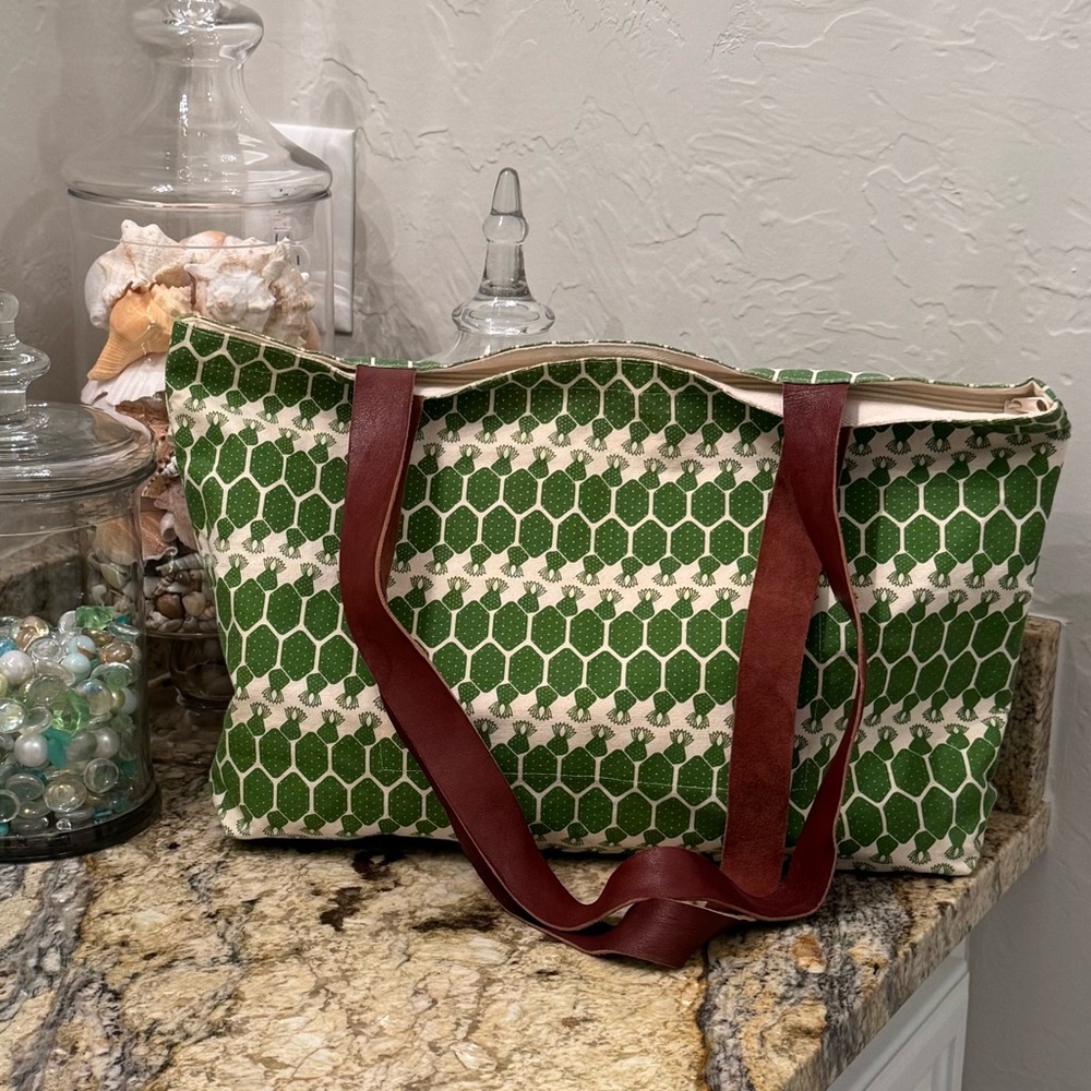 Andaz Mayakoba Green Cactus Canvas Tote Bag 18” x 11” - Picture 2 of 4